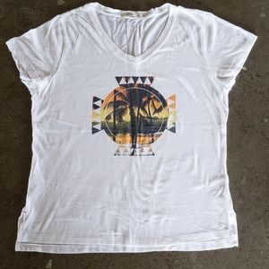 💥6/$20💥Abbot Main palm tree t-shirt
